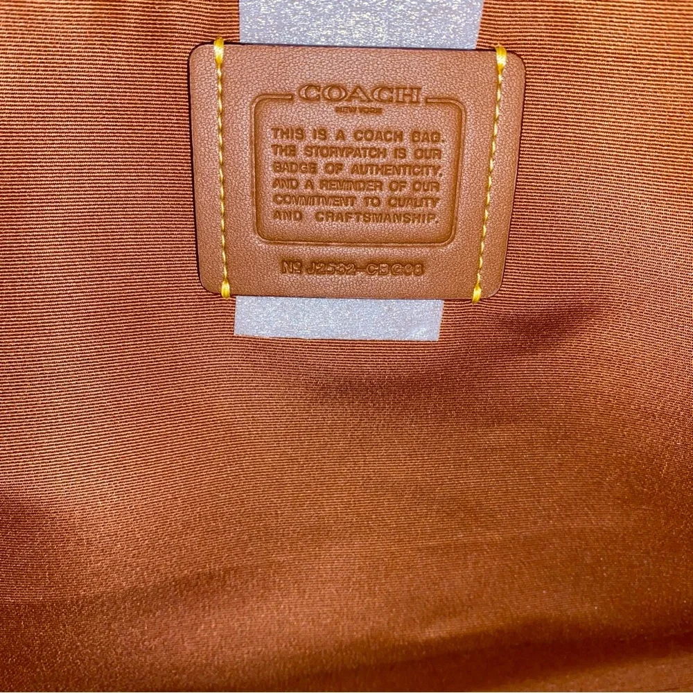 Coach smooth leather purse New